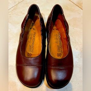 NEW Birkenstock footprints flats size 39.5